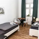 Cosyhomes24 - Top-traffic Connection And Balcony - E01 Essen