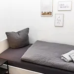 Appartement Cosyhomes24 - Top-traffic Connection And Balcony - E01 *