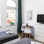 Cosyhomes24 - Top-traffic Connection And Balcony - E01 Essen