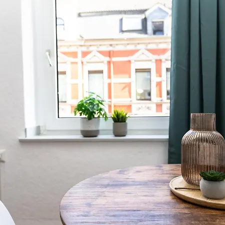 Cosyhomes24 - Top-traffic Connection And Balcony - E01 *