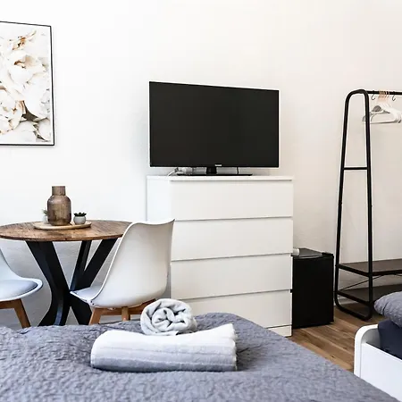 Apartament Essen-Kray 01-1 I Monteurwohnung Trio I Wlan, Bettwaesche & Handtuecher, Waschmaschine I Cosyhomes24 Essen