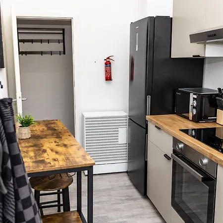 Cosyhomes24 - Top-traffic Connection And Balcony - E01 Essen