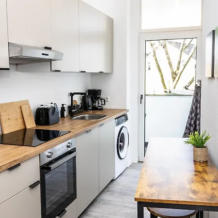 Cosyhomes24 - Top-traffic Connection And Balcony - E01 Essen