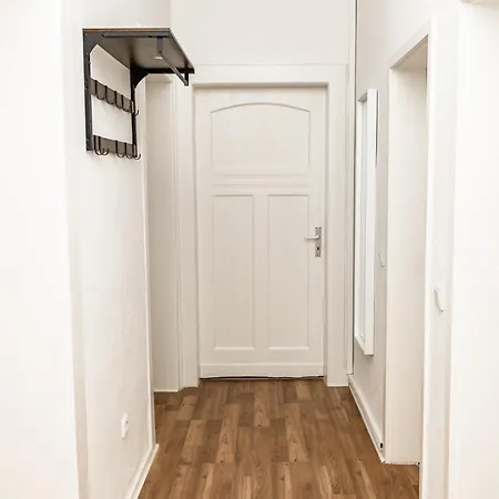 Essen-Kray 01-1 I Monteurwohnung Trio I Wlan, Bettwaesche & Handtuecher, Waschmaschine I Cosyhomes24 *