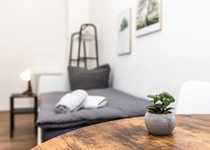 Cosyhomes24 - Top-traffic Connection And Balcony - E01 Essen